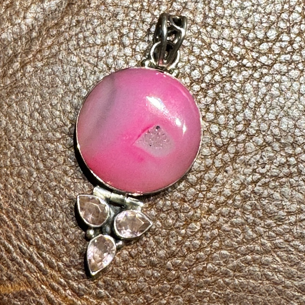 π Vintage Sterling Silver Pink Druzy Agate & Rose Quartz Pendant - Picture 6 of 12
